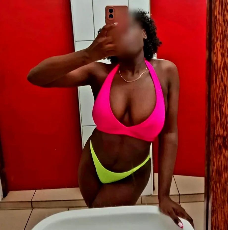 Christina, 30