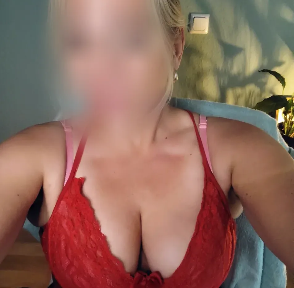 Fabienne, 37