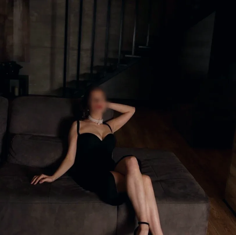 Maja, 22