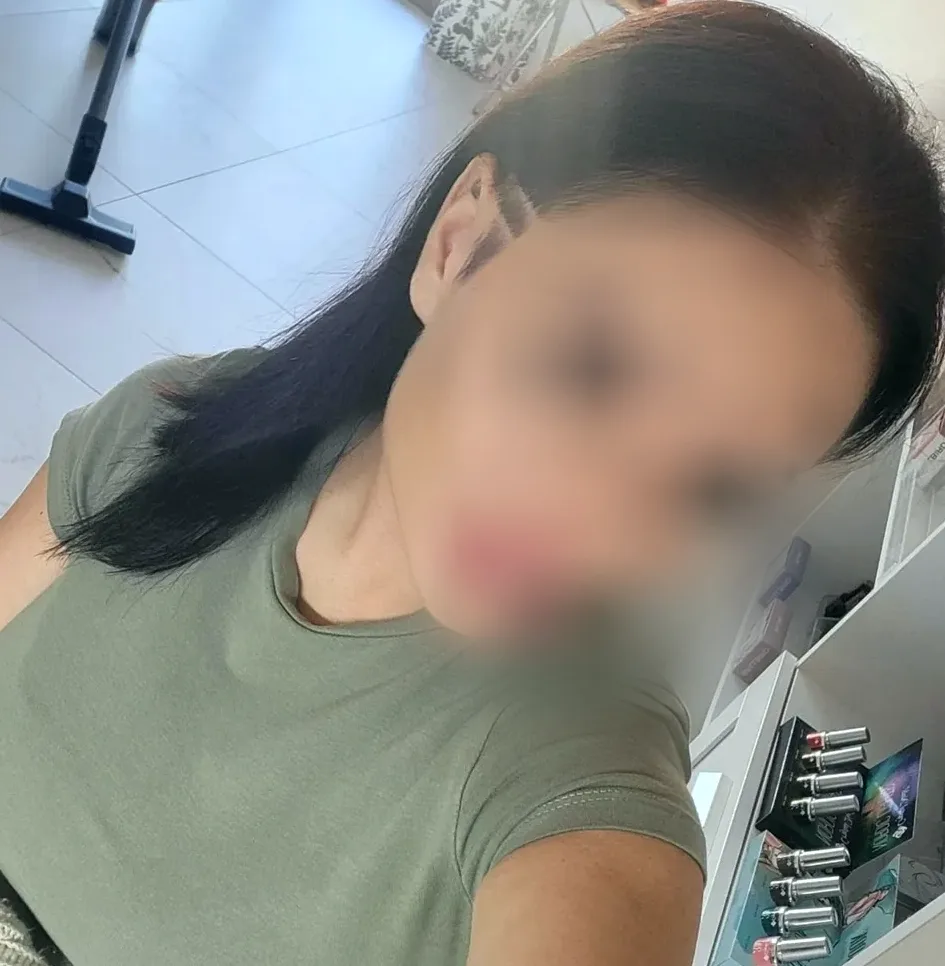 Melanie, 29